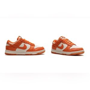 Nike Dunks Mens Sneaker. Size 9. Worn once!!!!